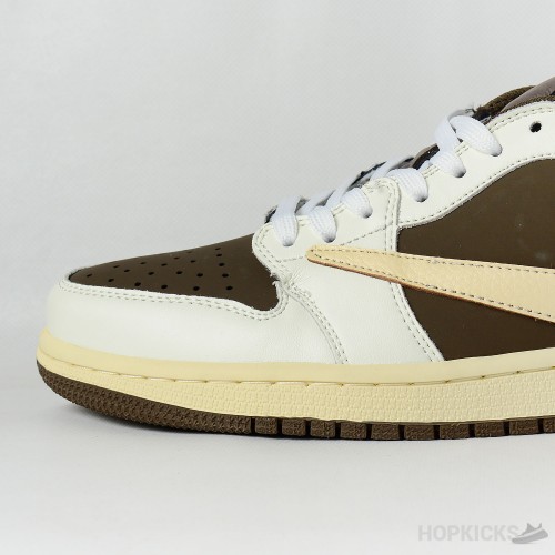 Travis Scott Jordan 1 Reverse Mocha on-feet | Dead Stock